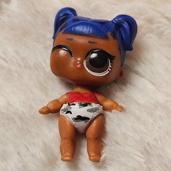 L.O.L Surprise OMG Fashion Dolls Downtown B.B. Lil Sister - Picture 1 of 1